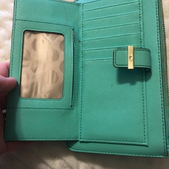 kate spade wristlet - Picture 1 of 5